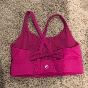 Lululemon sports bra